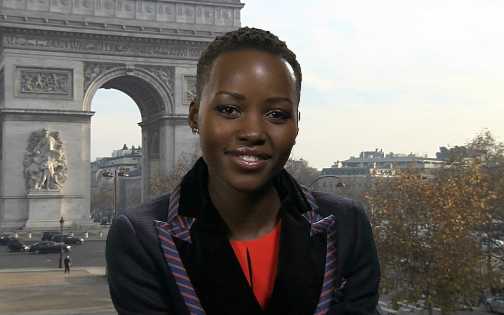 Популярная супермодель Лупита Нионго