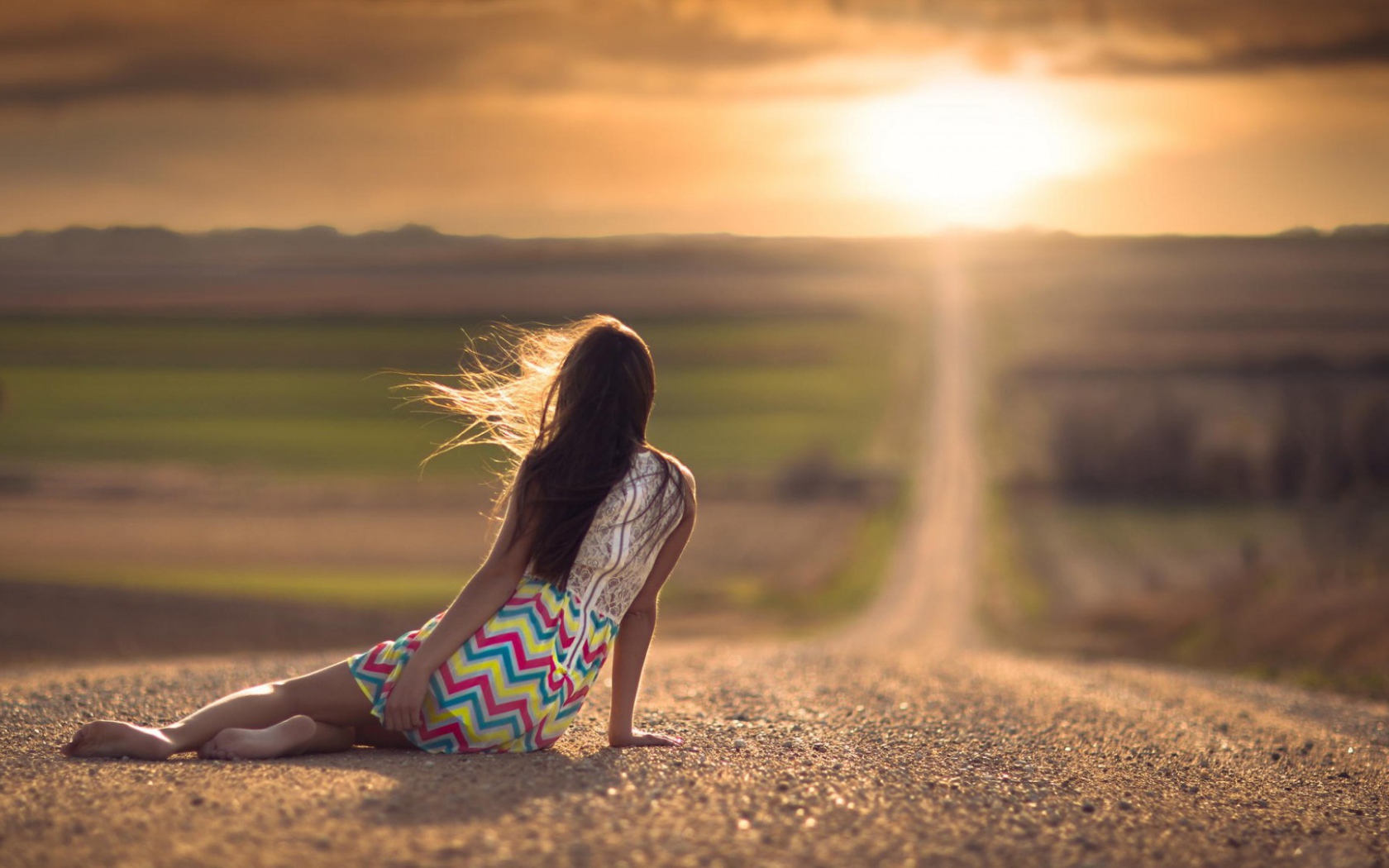 Девушка на закате