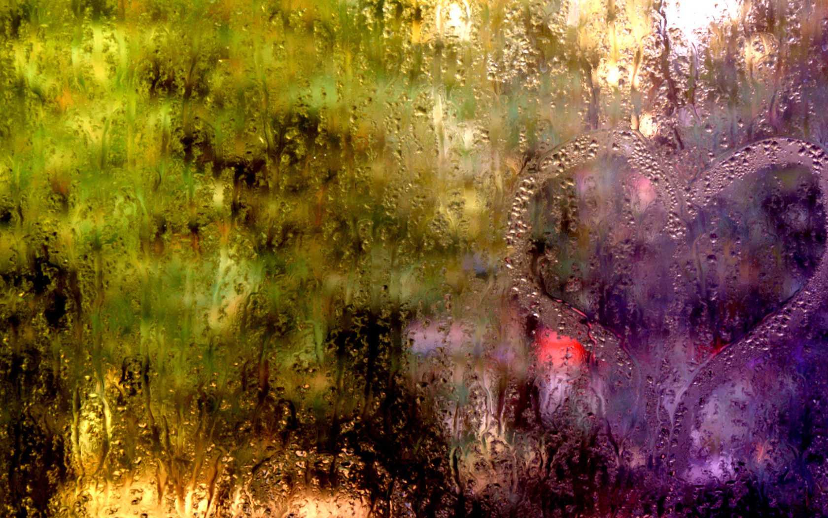 Сердечко из капель