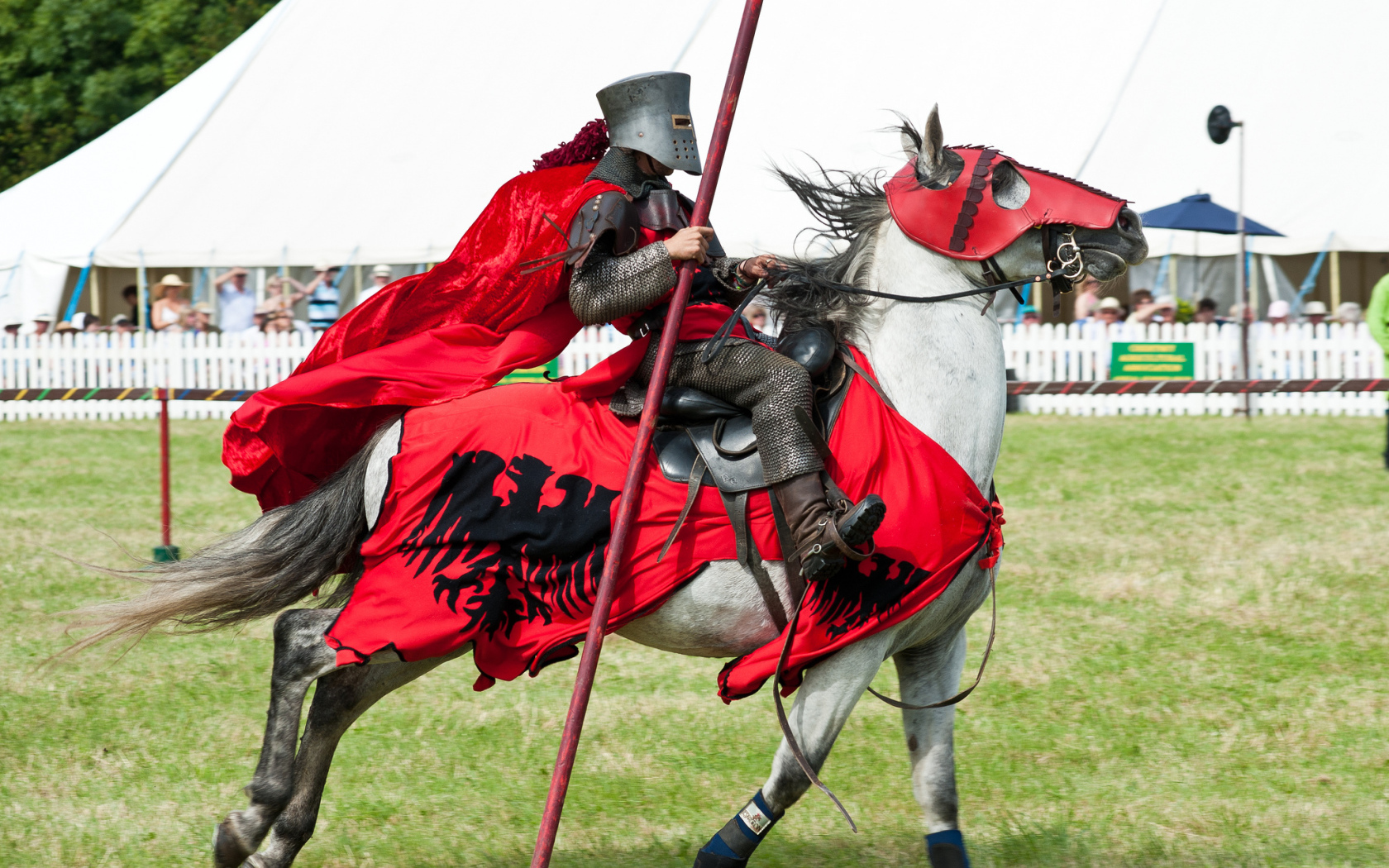 Мужские игры в доспехах