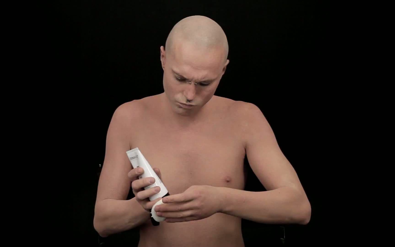 Известный актер Рик Жене