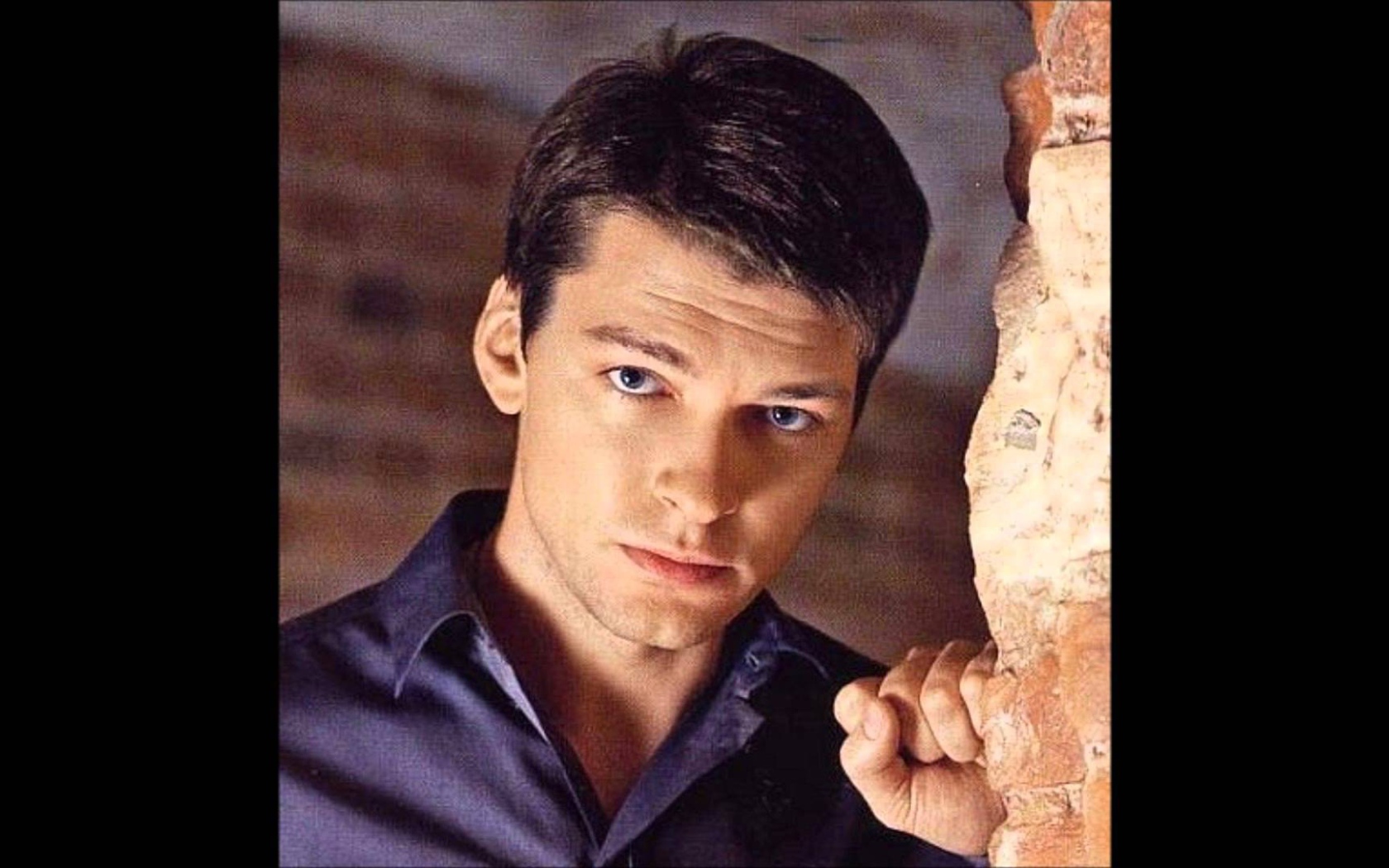 Популярный Даниил Страхов