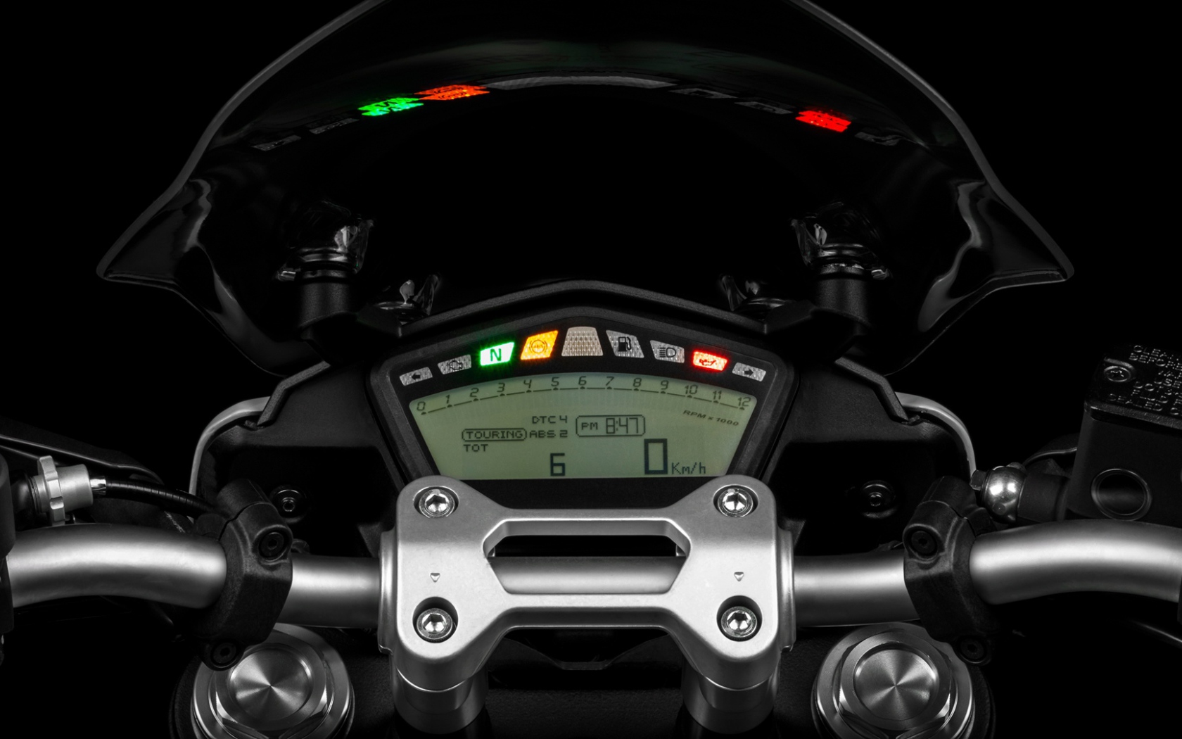 Красивый мотоцикл в москве Ducati Hyperstrada
