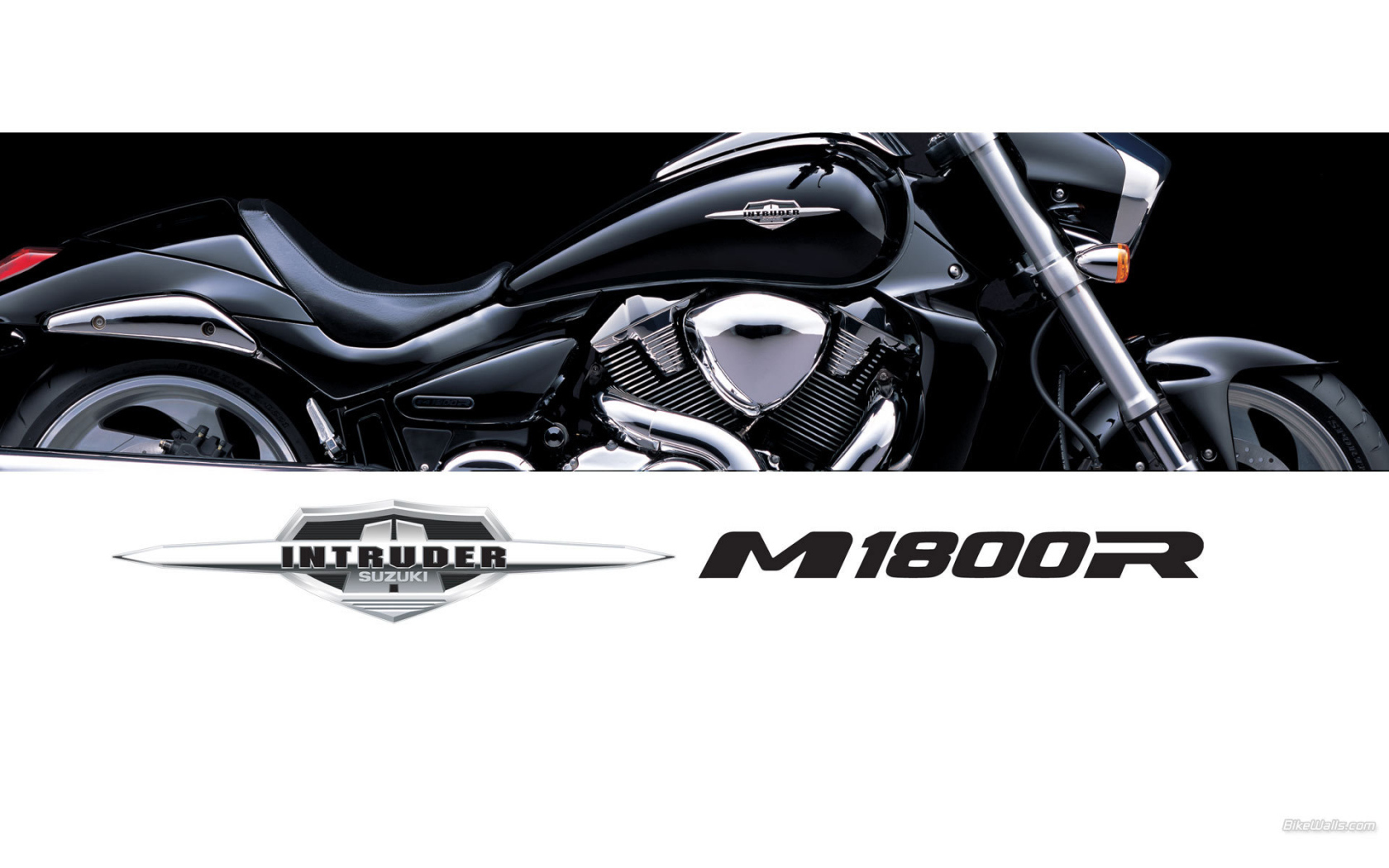 Красивый мотоцикл Suzuki Intruder M1800 R