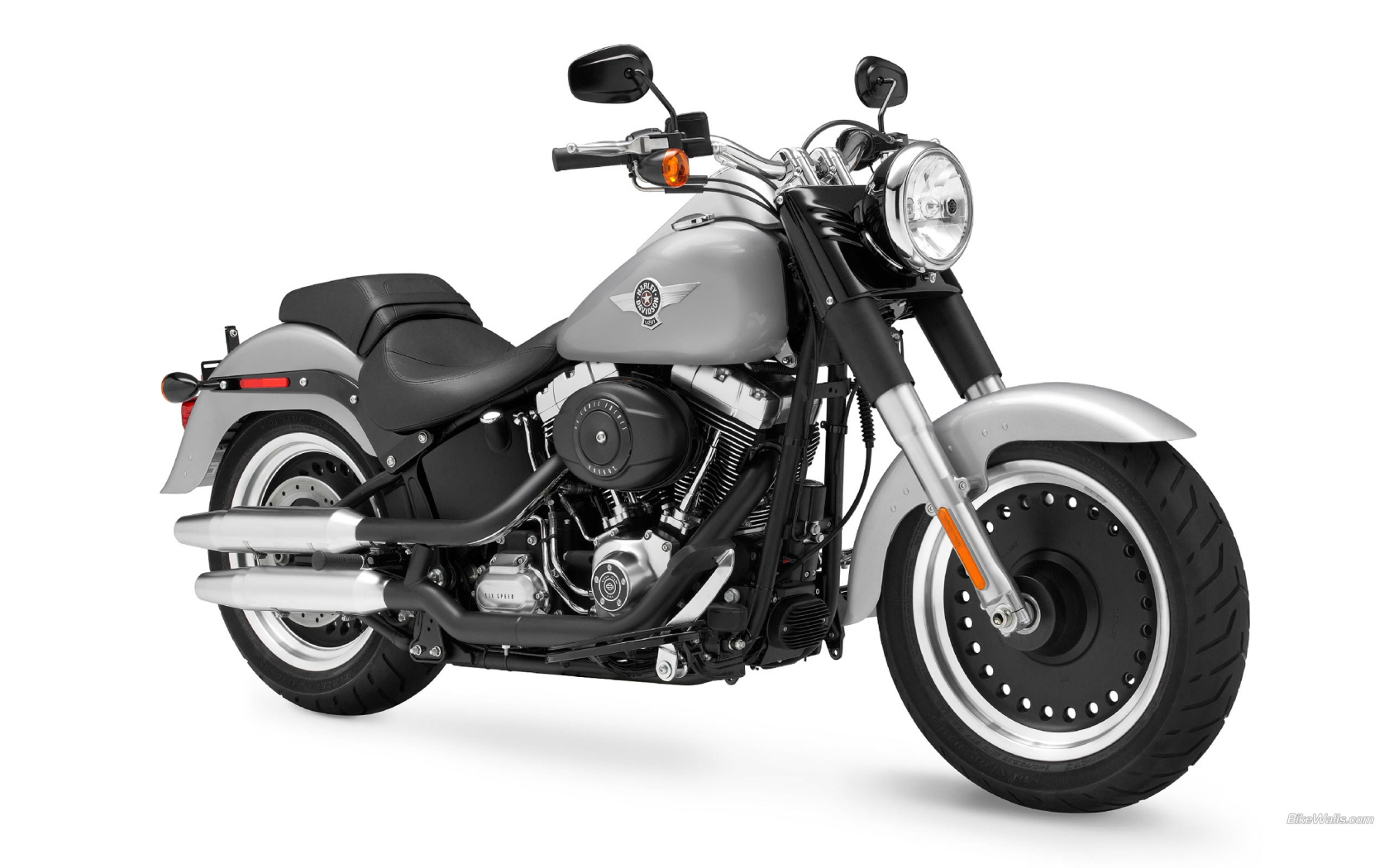 Красивый мотоцикл в москве Harley-Davidson Fat Boy