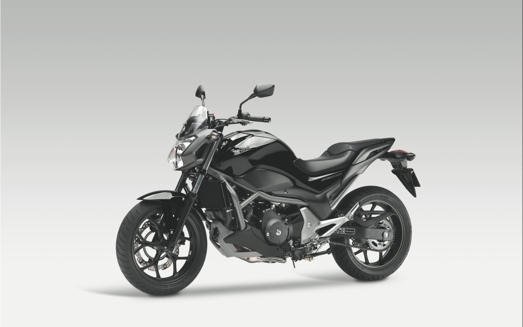 Красивый мотоцикл в москве Honda NC 700 S