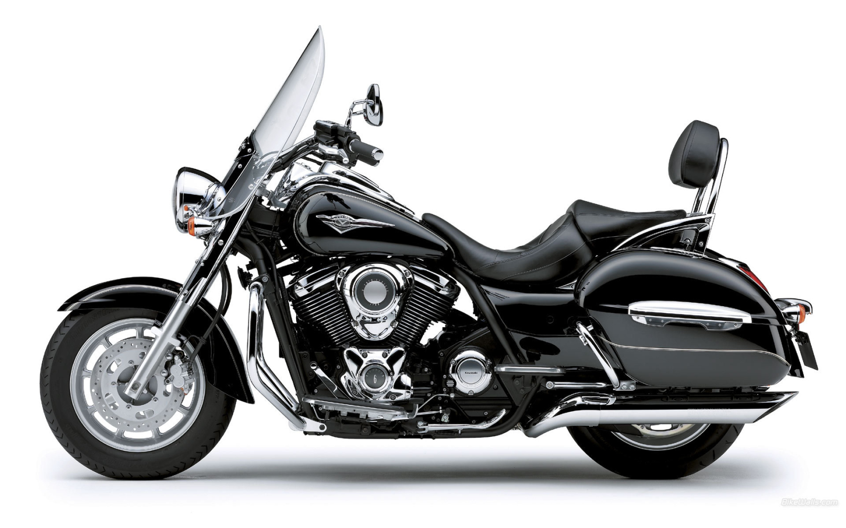 Красивый мотоцикл в москве Kawasaki VN 1700 Classic