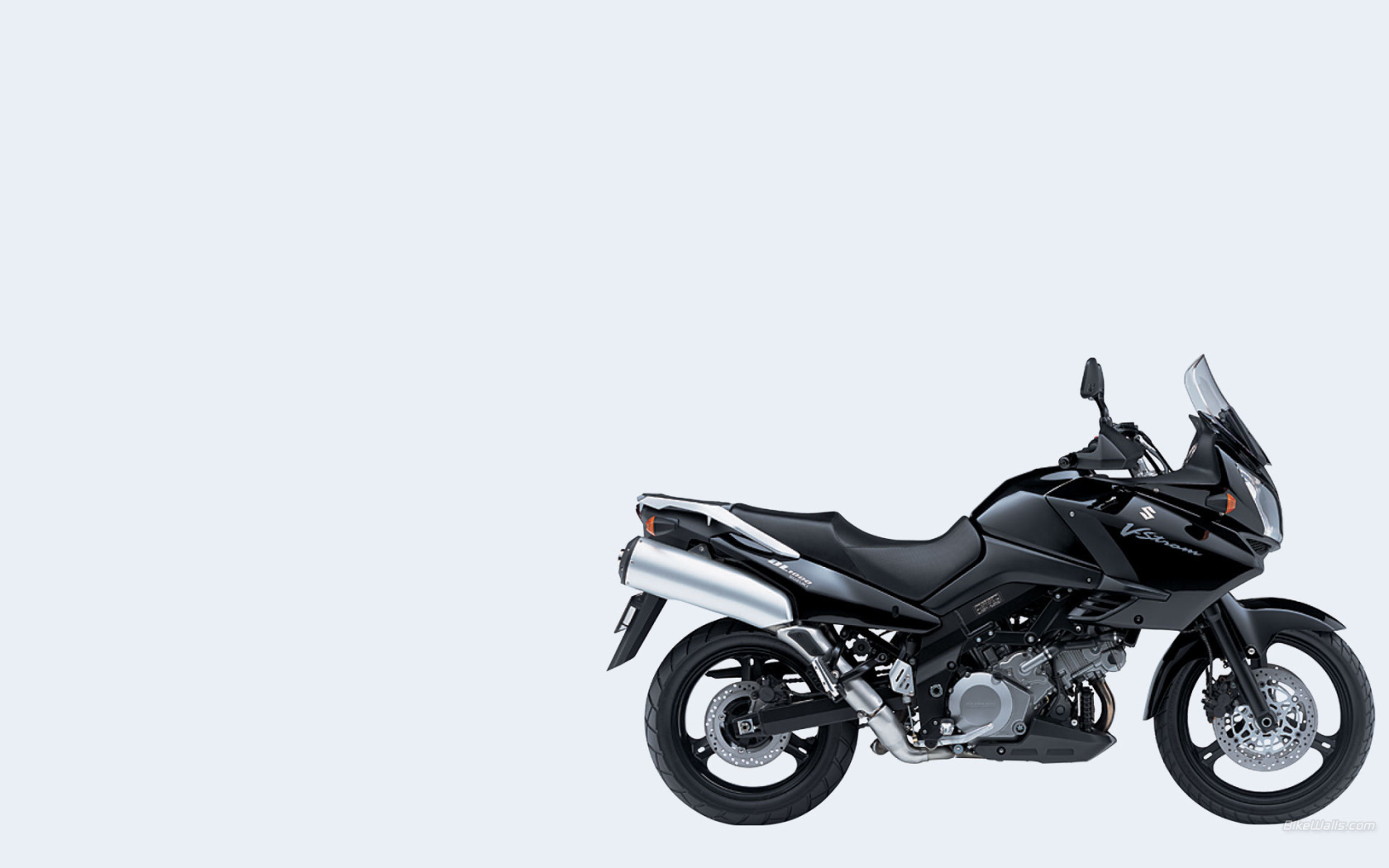 Быстрый мотоцикл Suzuki V-Storm 1000  DL