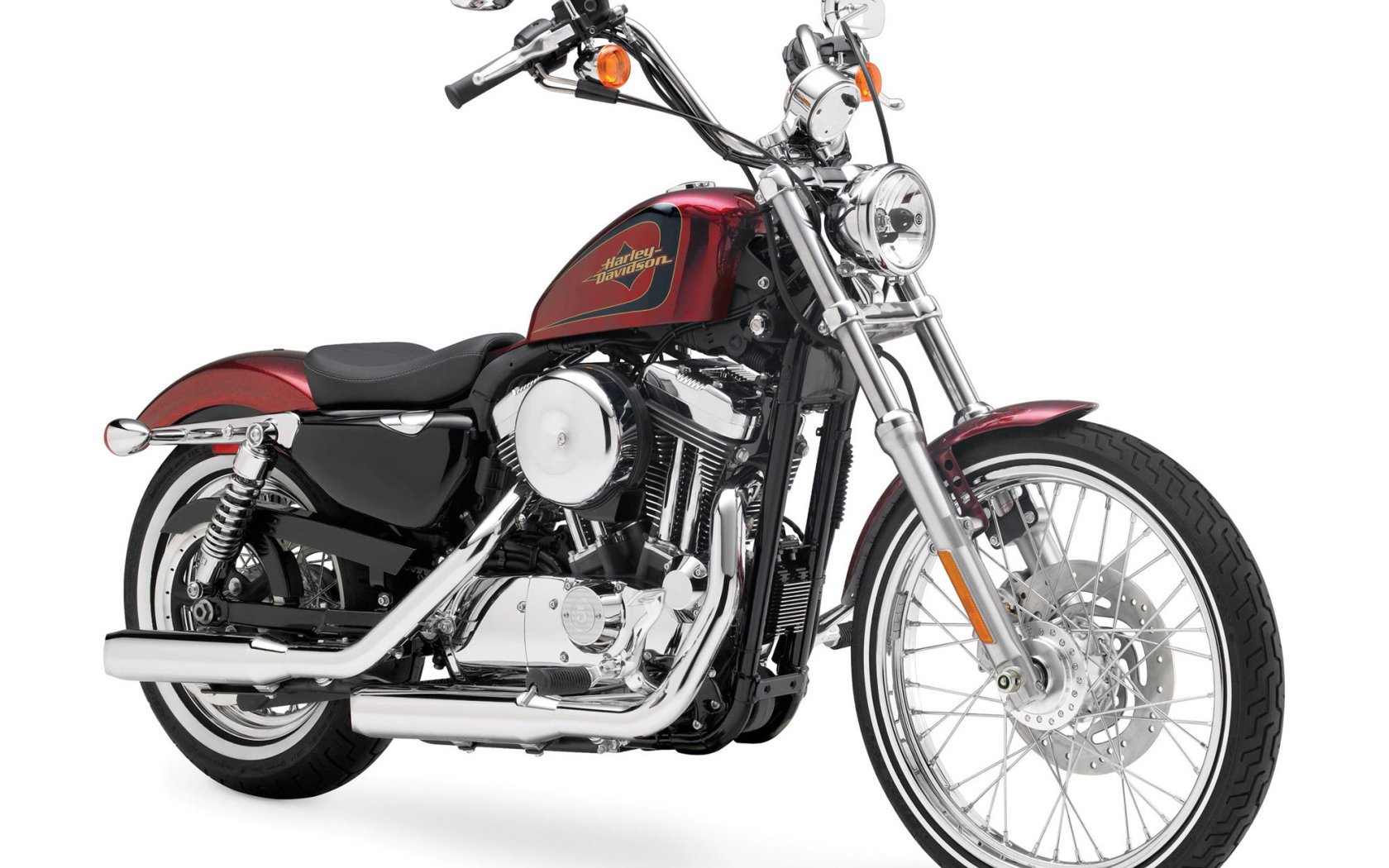 Мотоцикл модели Harley-Davidson XL 1200V Sportster Seventy-Two