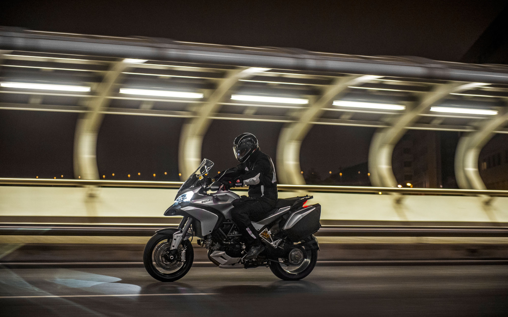 Новый мотоцикл Ducati Multistrada 1200 S Granturismo