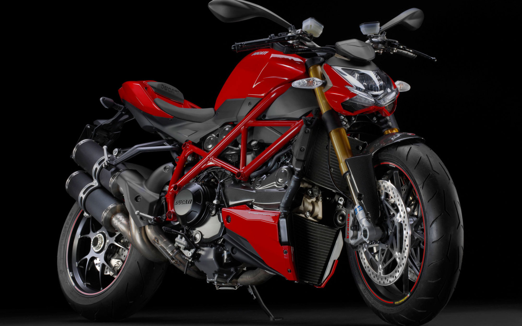 Новый мотоцикл Ducati Streetfighter 848