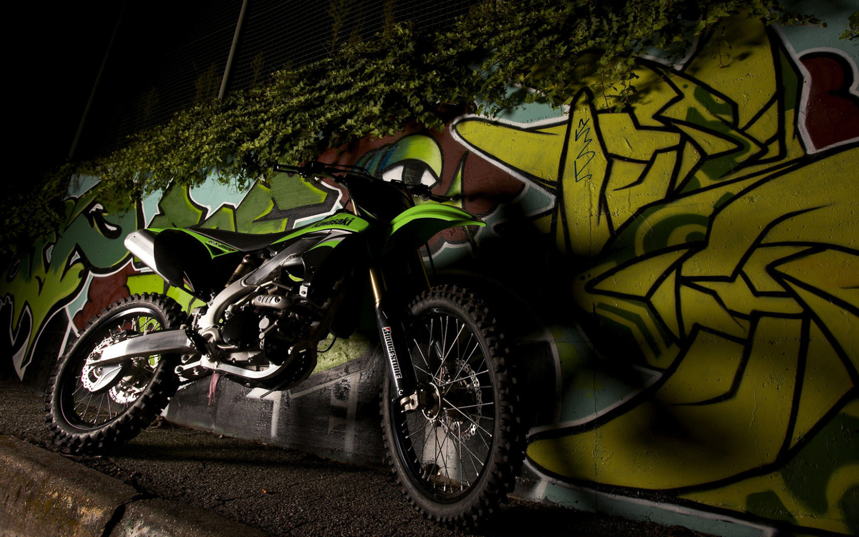 Новый надежный мотоцикл Kawasaki KX 250 F