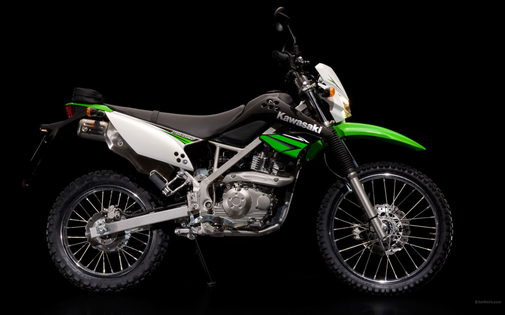 Надежный мотоцикл Kawasaki KLX 125