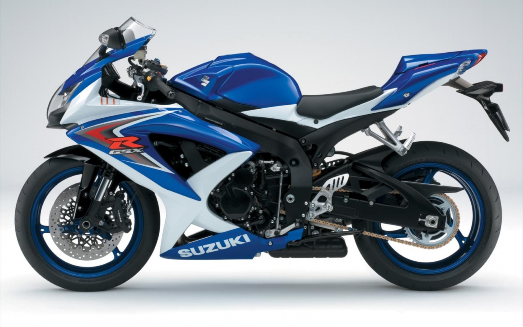 Тест-драйв мотоцикла Suzuki   Inazuma