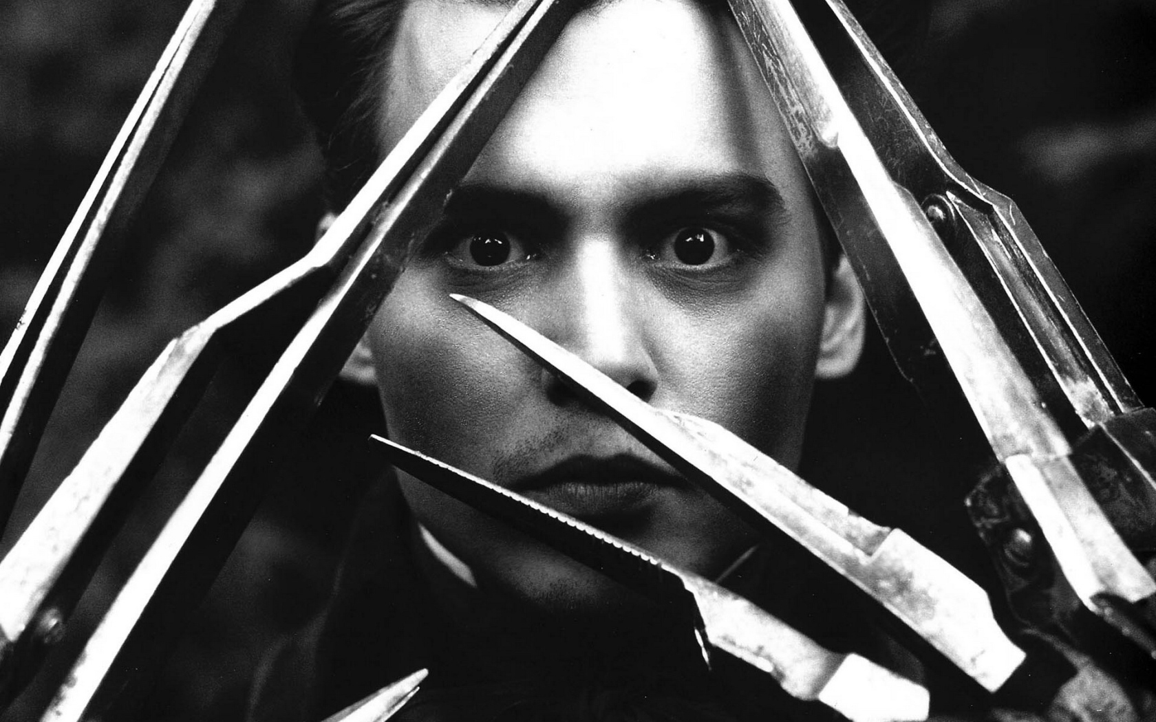 Эдвард — руки-ножницы