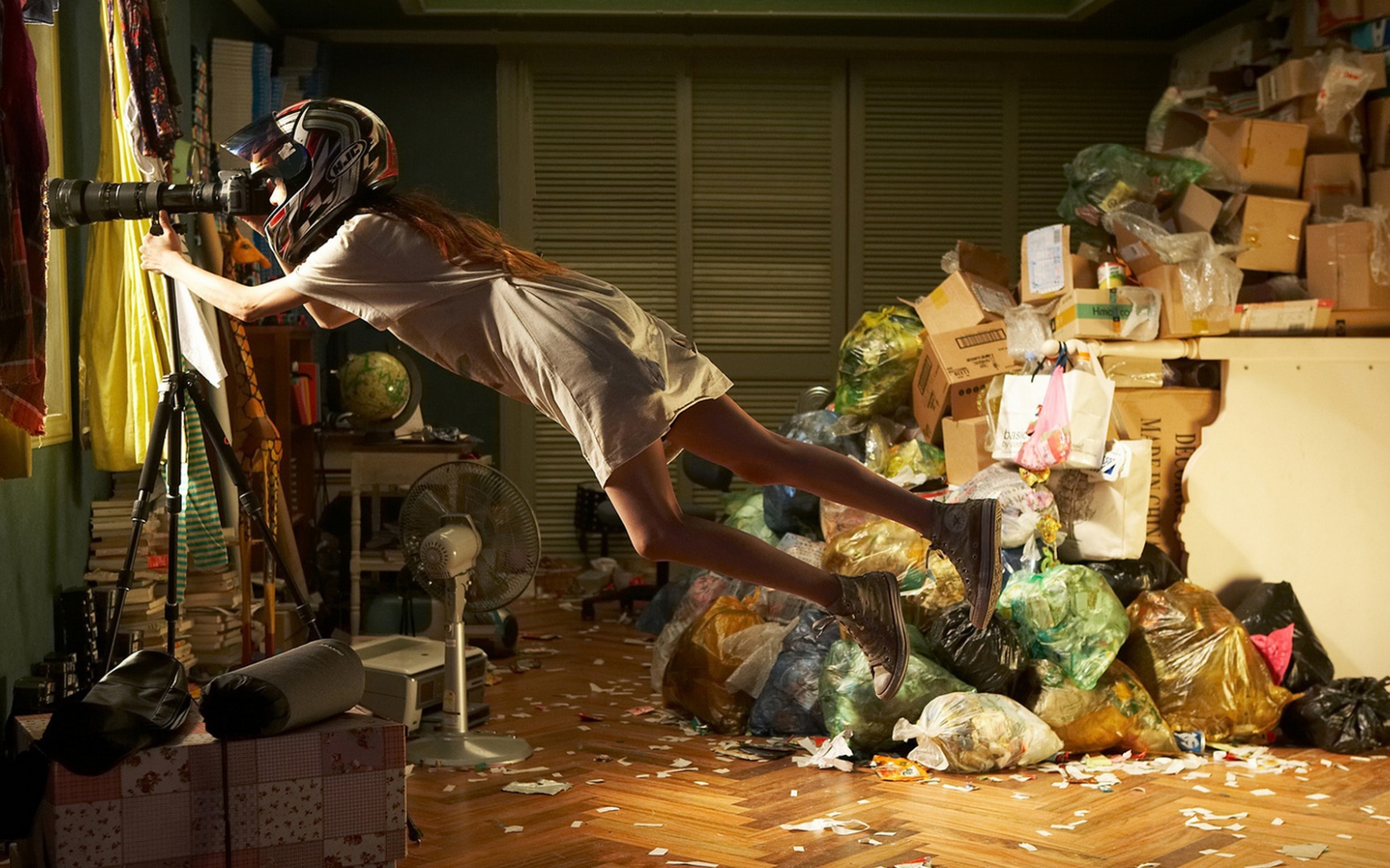 Летающая девушка