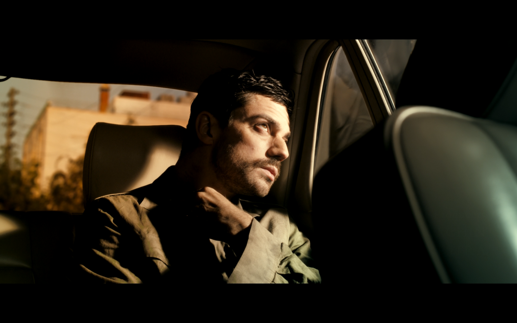 Кадр из фильма Двойник