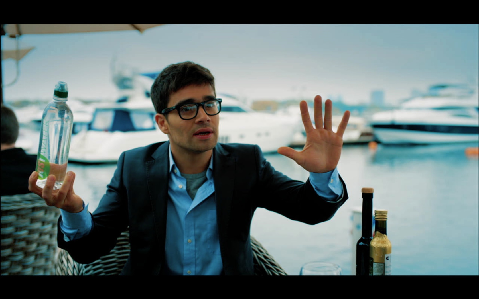   Одноклассники.ru НаCLICKай удачу главный герой