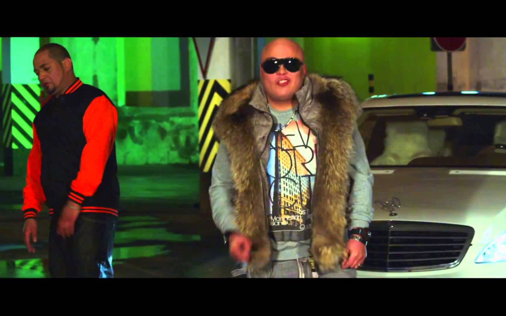 Доминик Джокер богато одетый