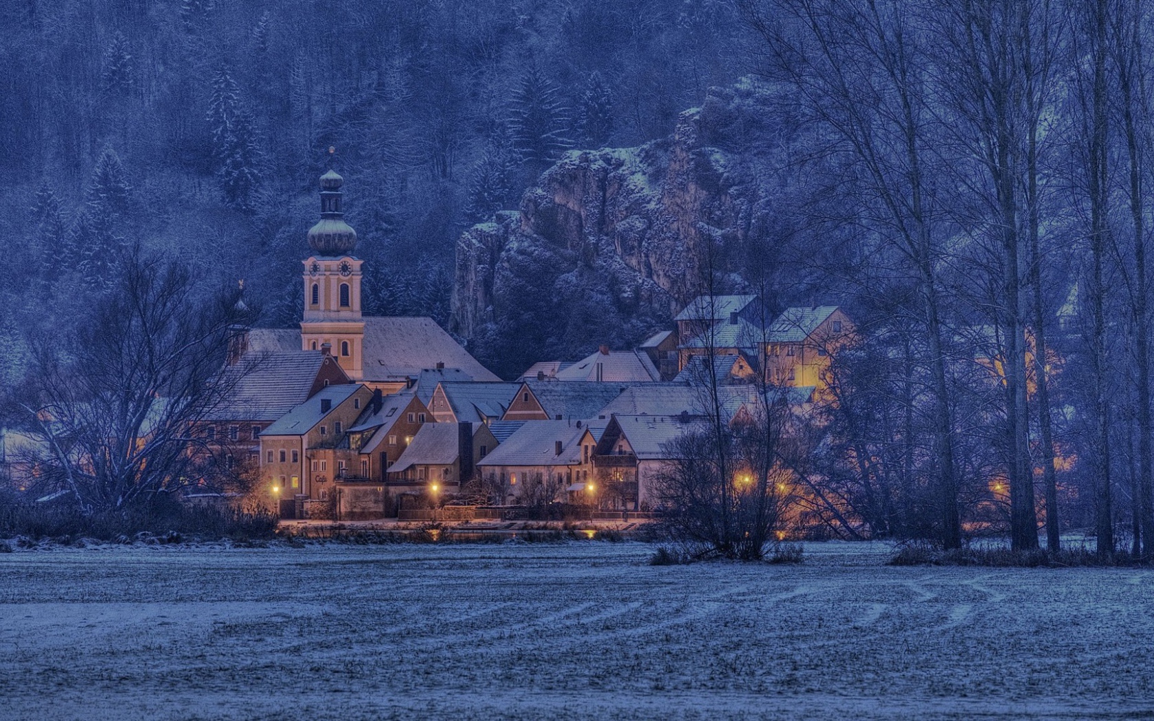 Oтдалённый замок