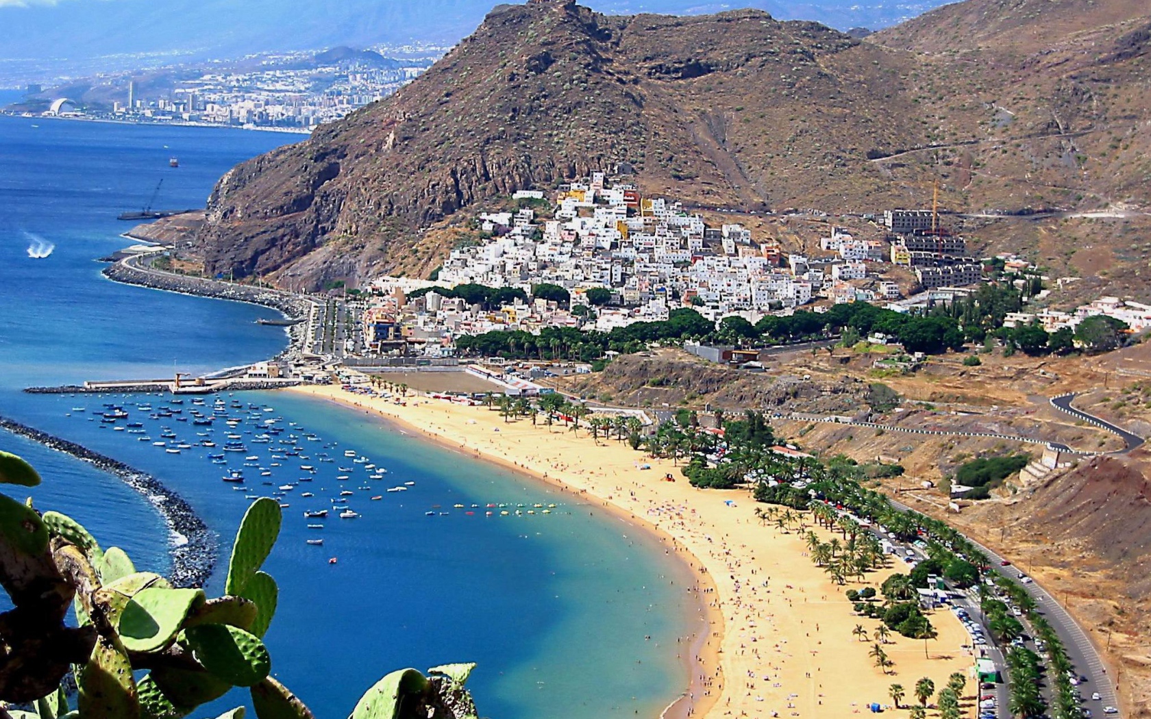 Золотой пляж на Тенерифе