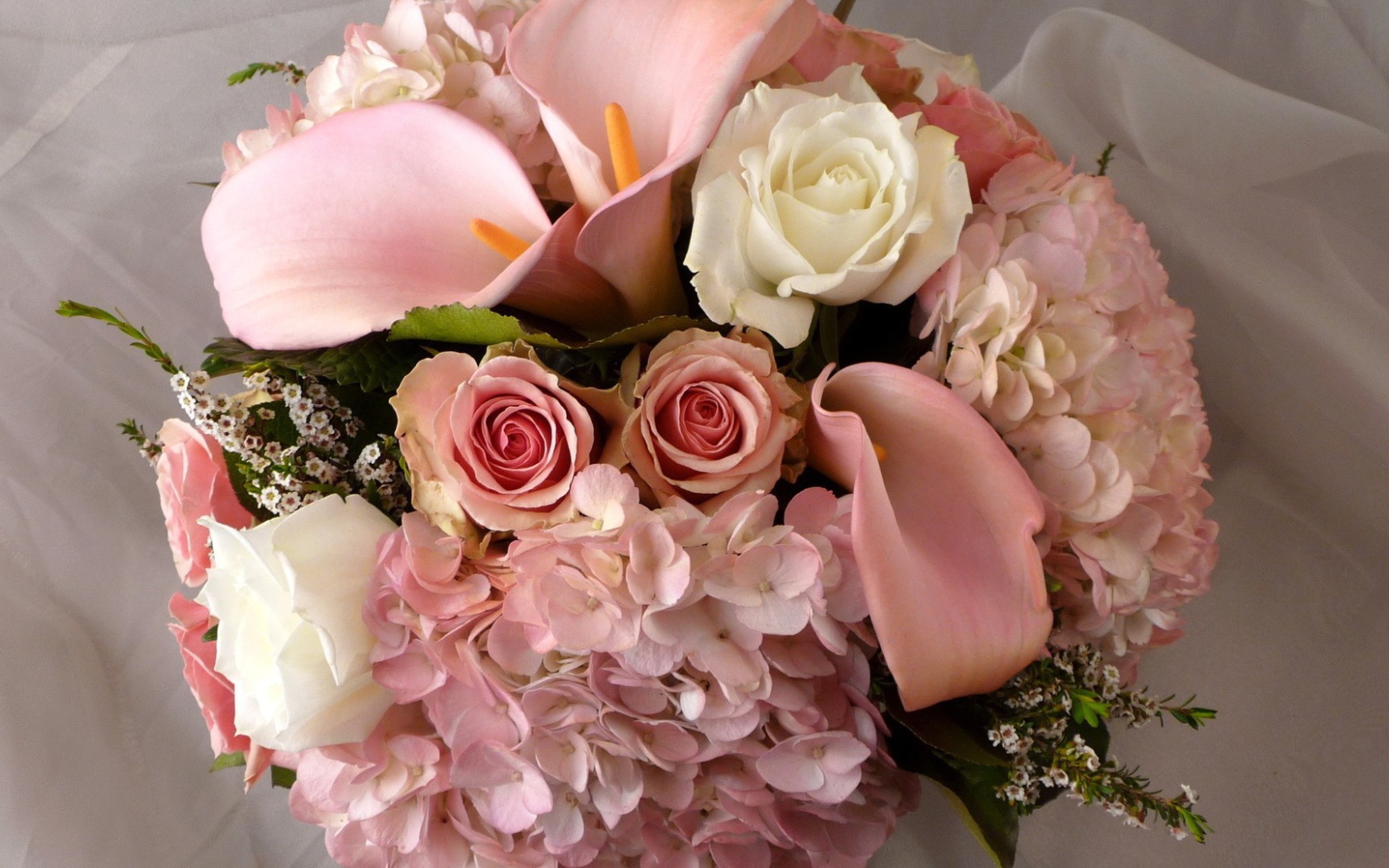 Свадебный букет с розами