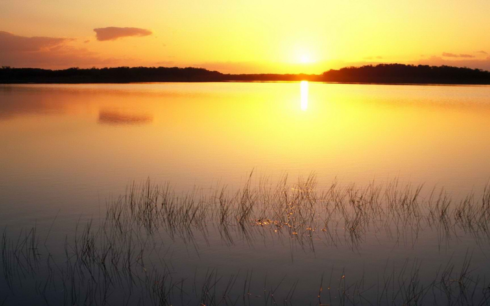 Закат над озером во Флориде