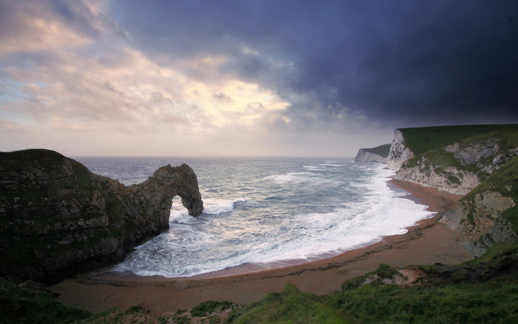 Арка в скале