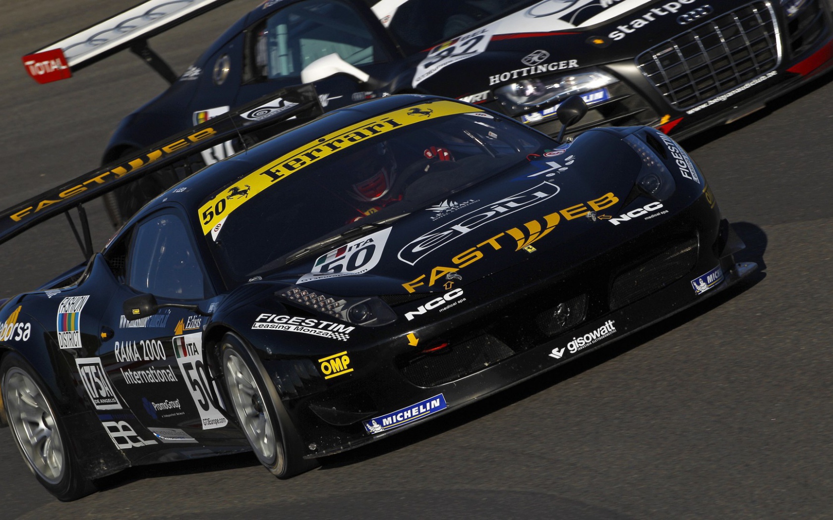 Гоночное авто