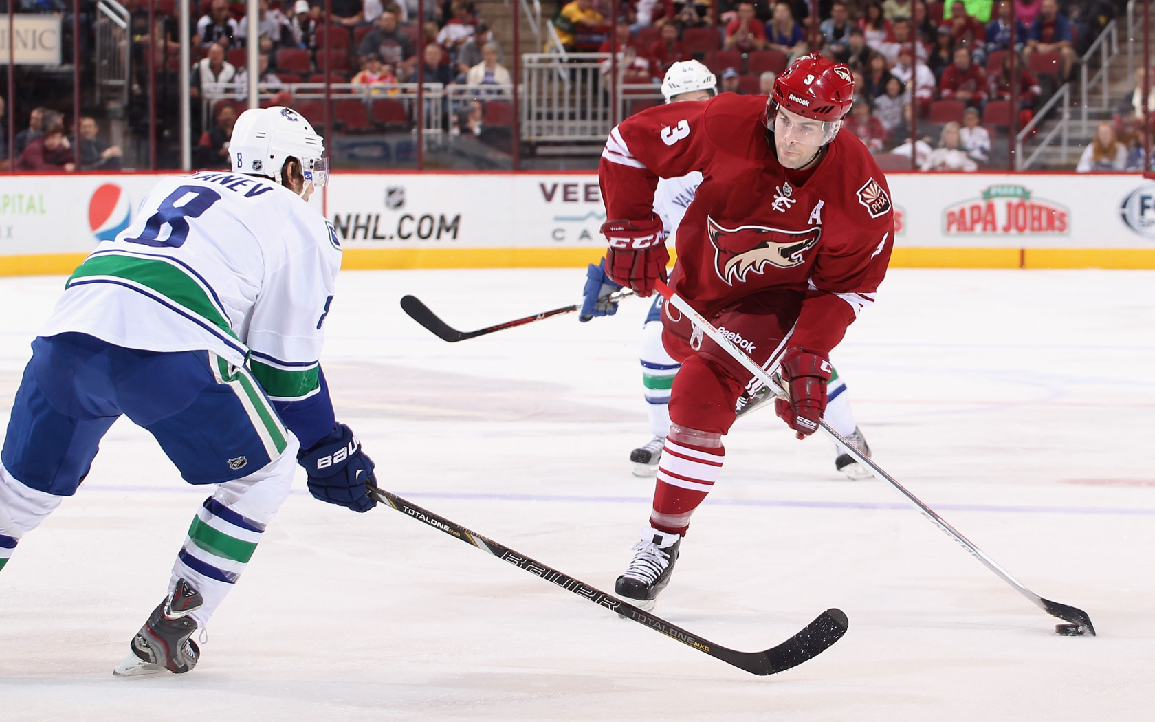 Хоккеист Кейт Яндл