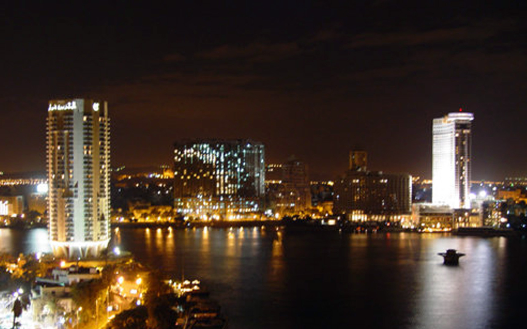 Ночные огни в Каире