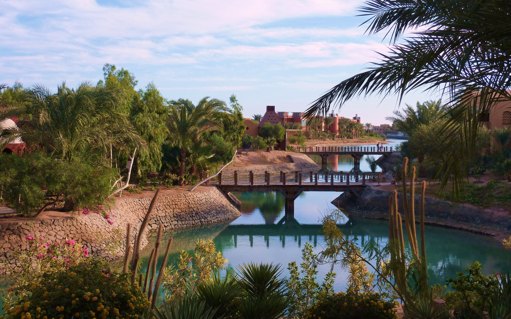 Мосты на курорте Мирамар Круести, Франция