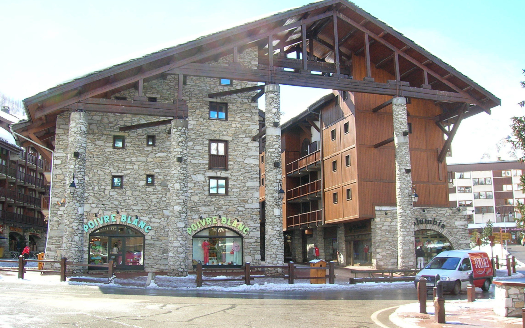 Центр на горнолыжном курорте Валь д'Изер, Франция