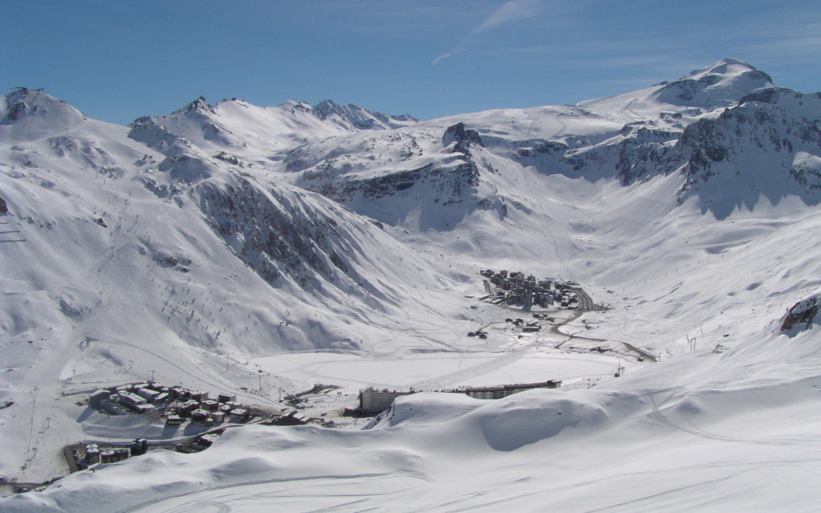 Горная долина на горнолыжном курорте Тинь, Франция