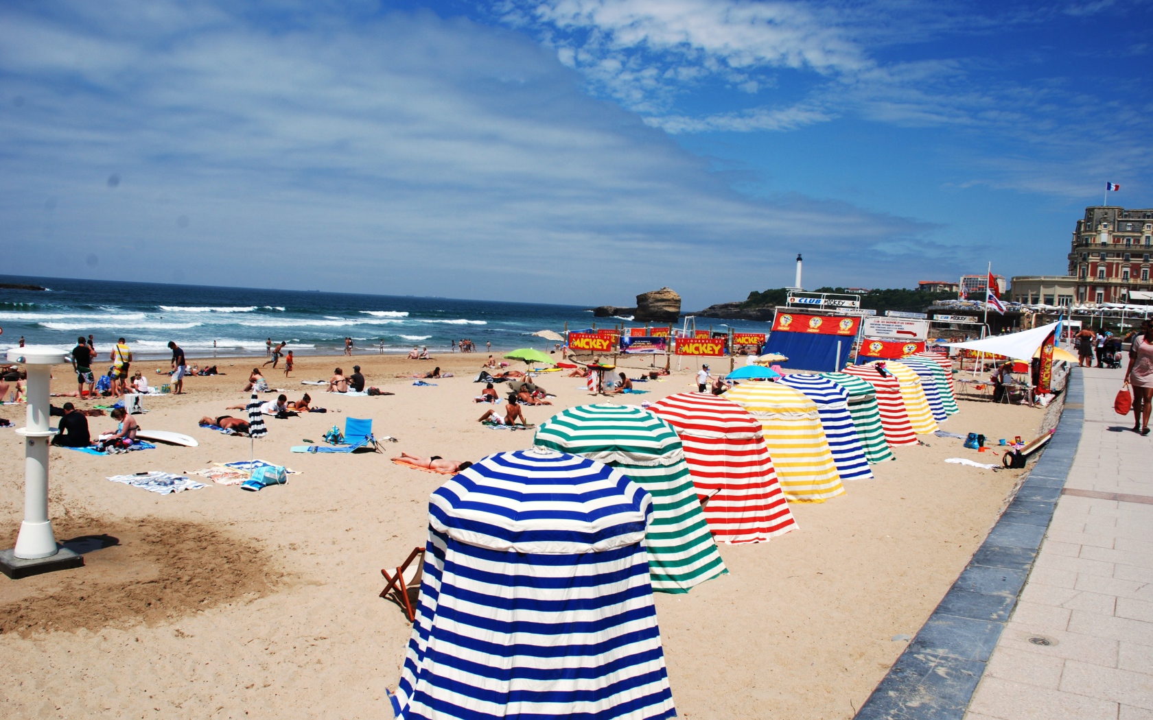 Пляж на курорте Биарриц, Франция