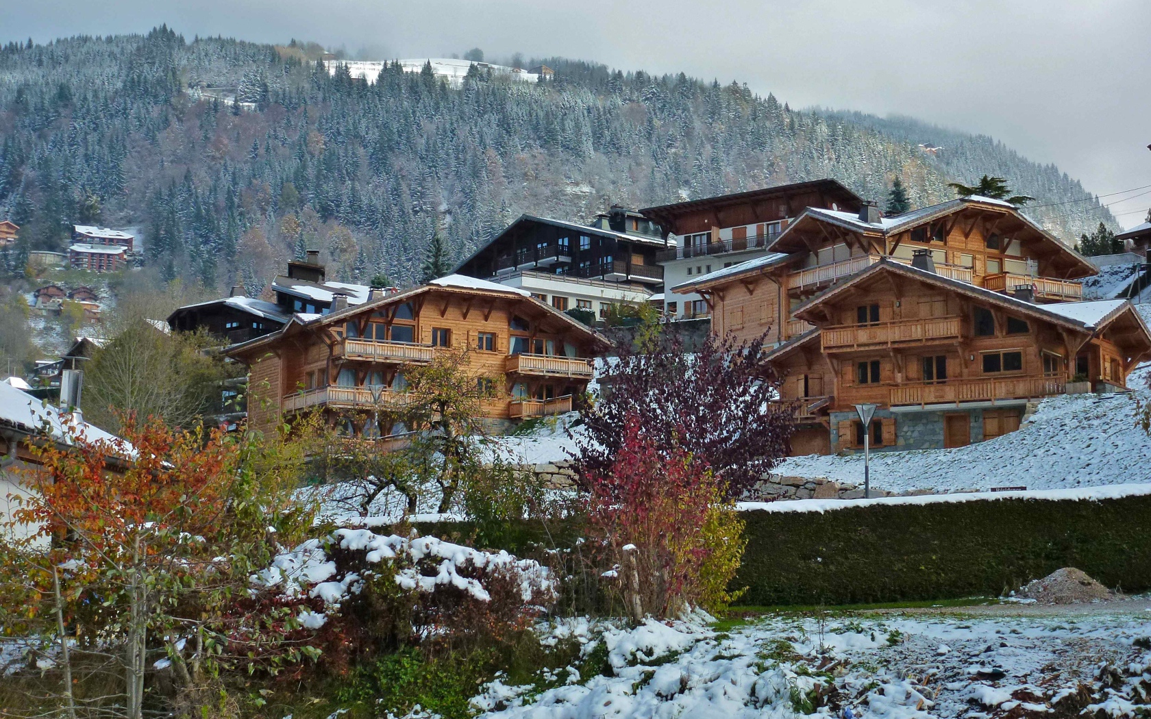 Зимний пейзаж в городе Аннеси, Франция