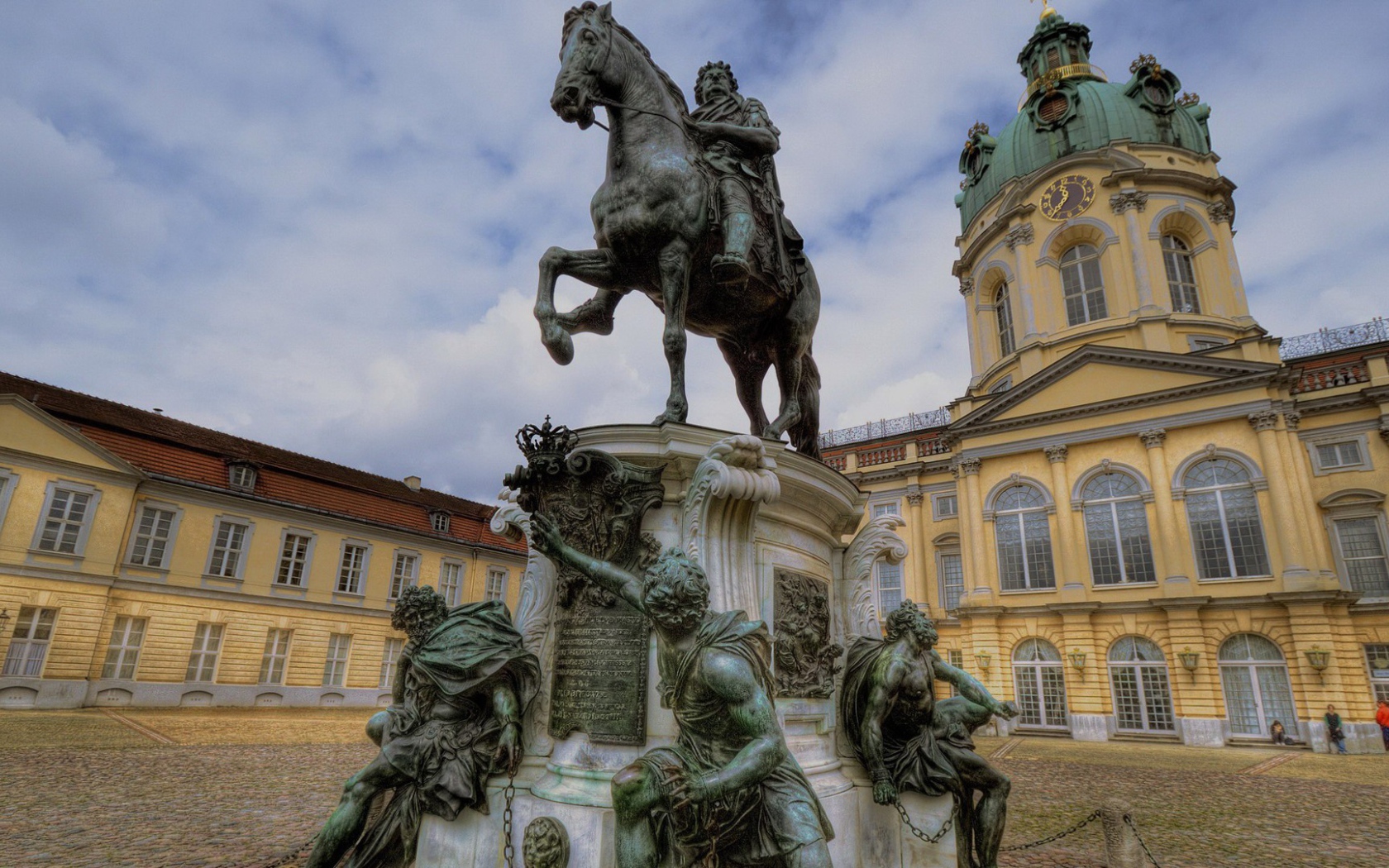 Дворец Шарлоттенбург в Берлине