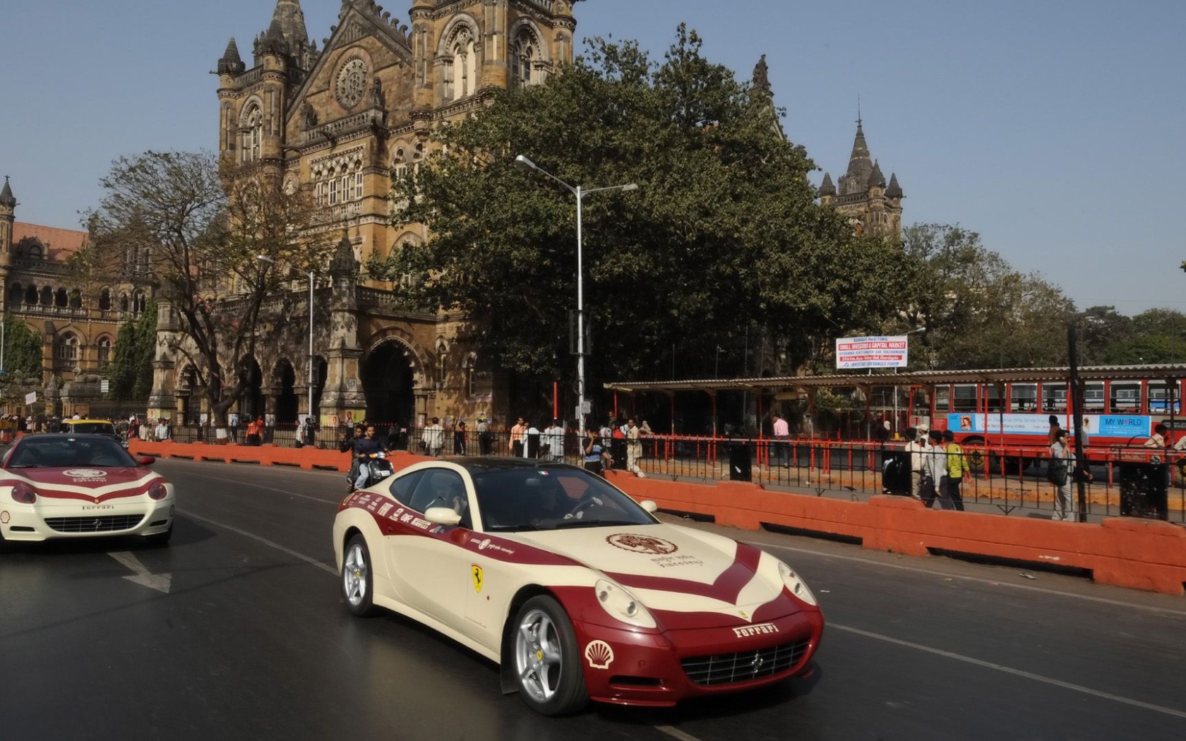 На улице города в Мумбае