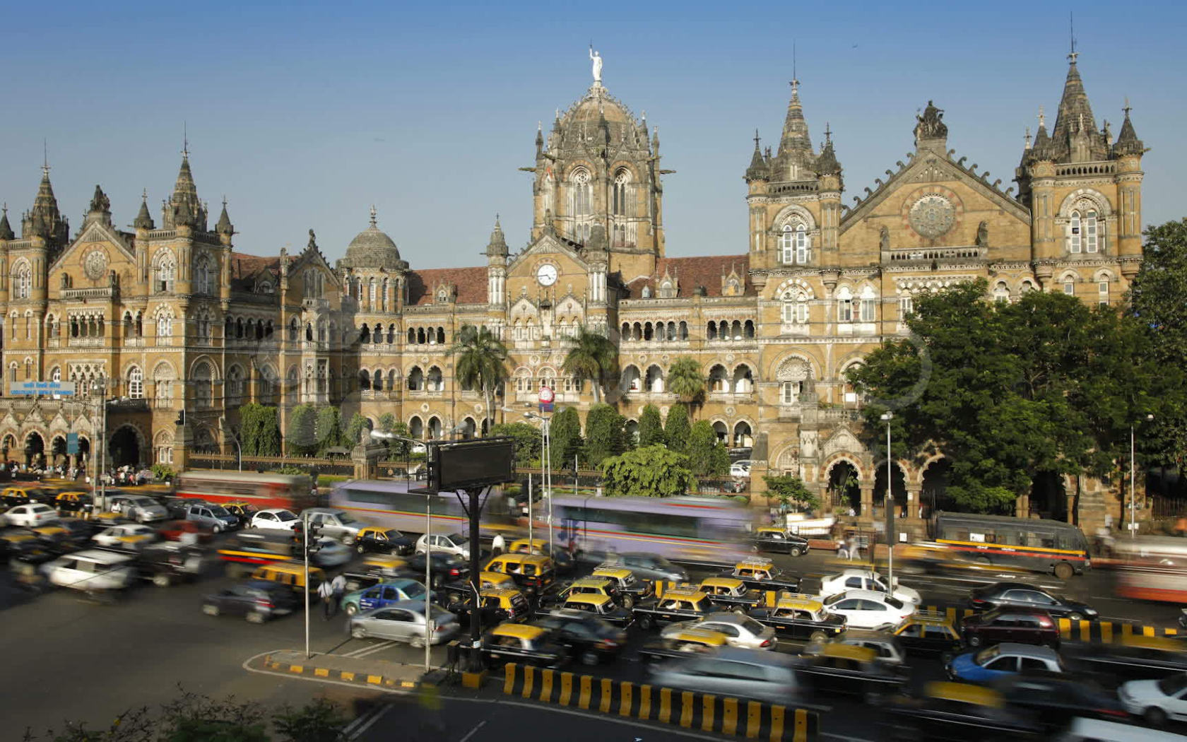 Дворец Шиваджи в Мумбае