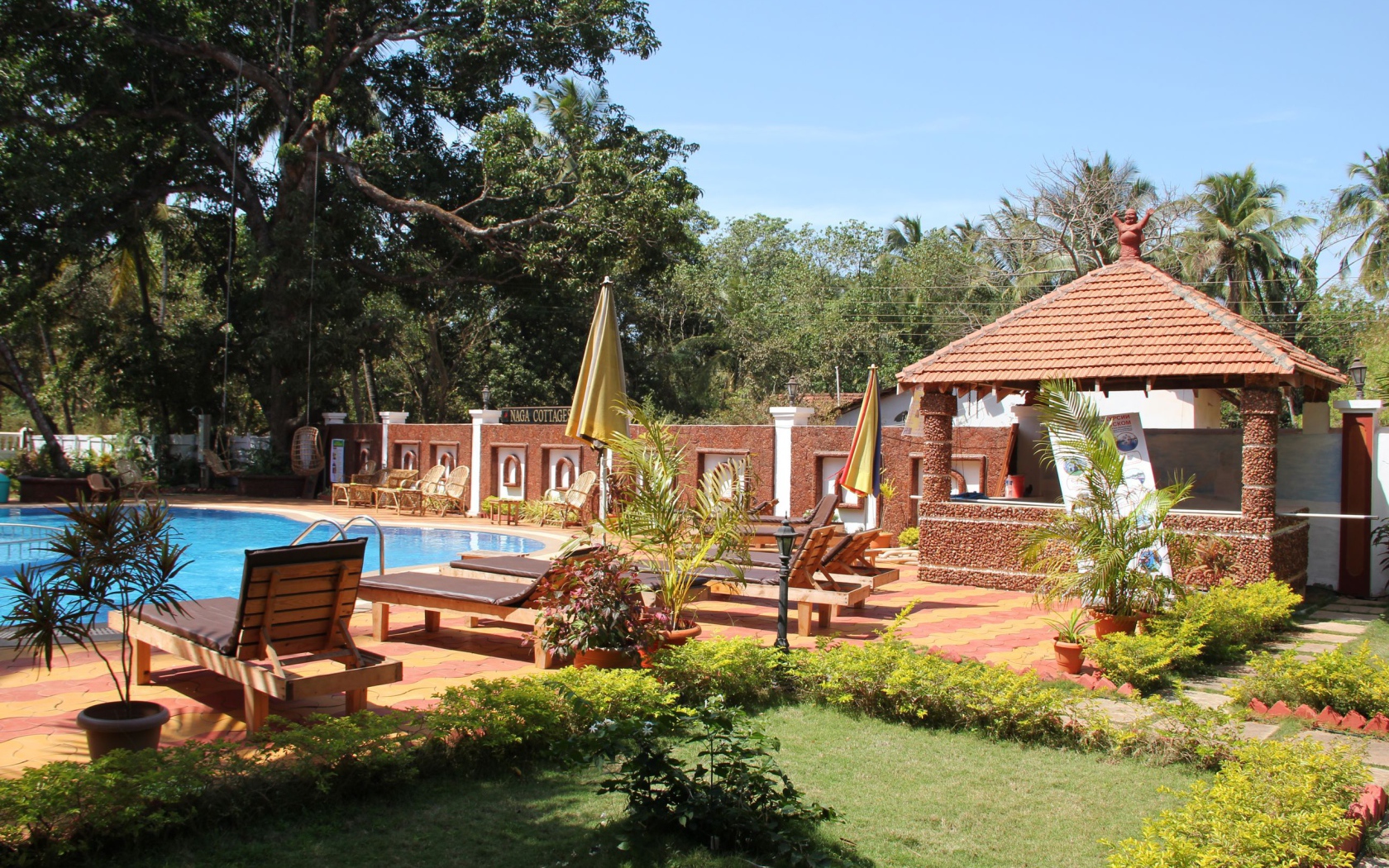 Прогулка по улицам Арамболь