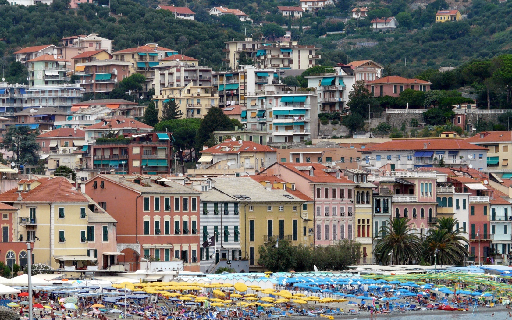 Осенний отдых на курорте Челле Лигуре, Италия