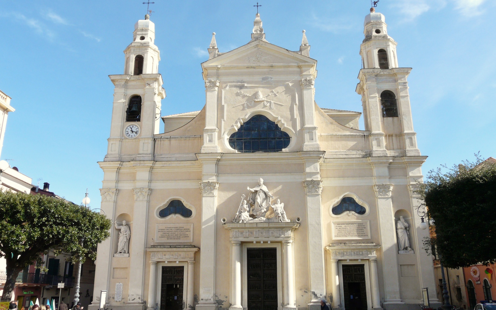 Собор на курорте в Пьетра Лигуре, Италия