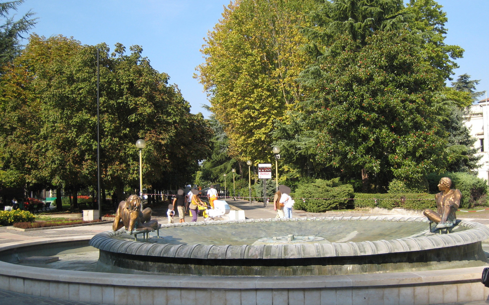 Фонтан на курорте Абано Терме, Италия