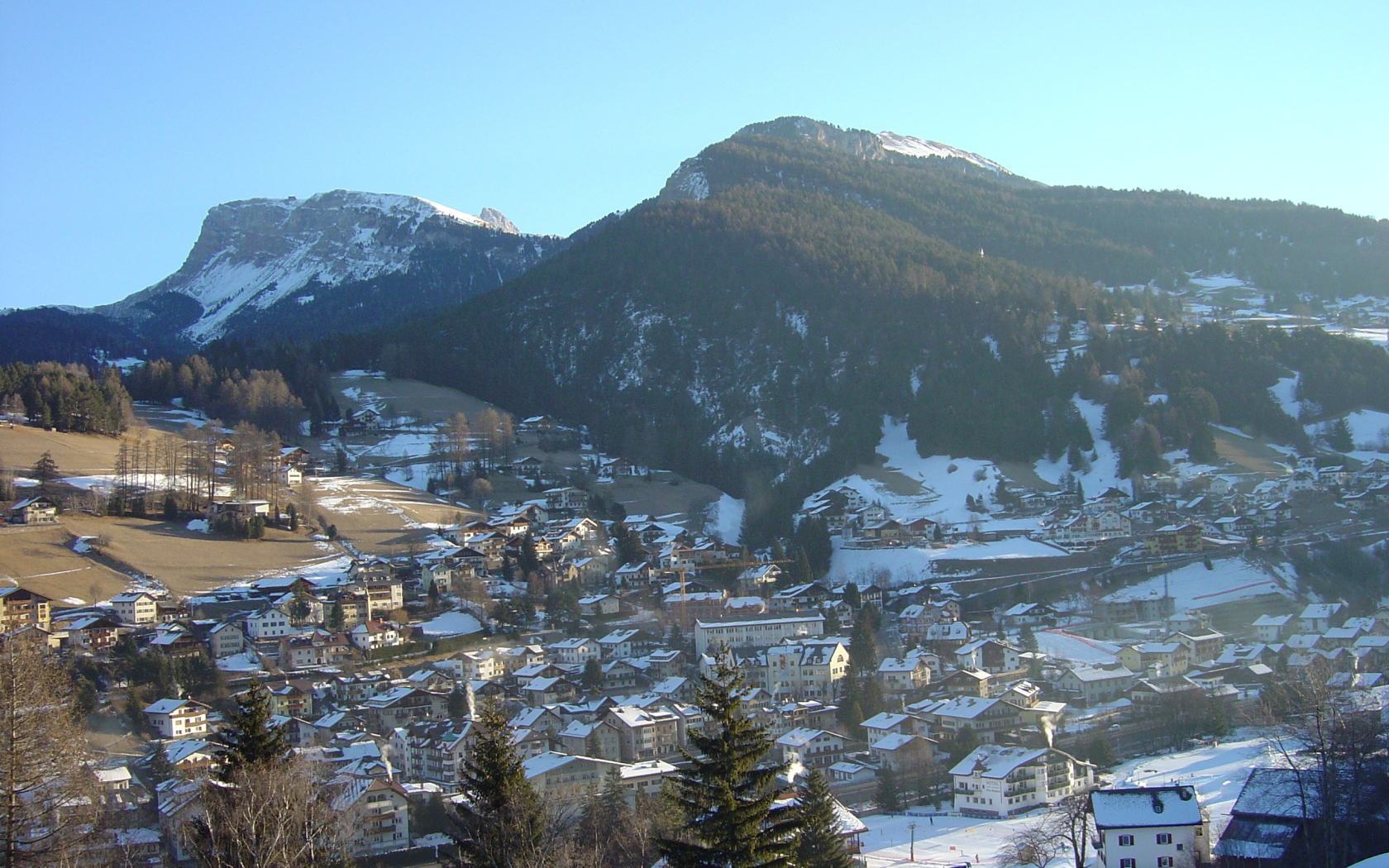 Панорама на курорте Ортизей, Италия