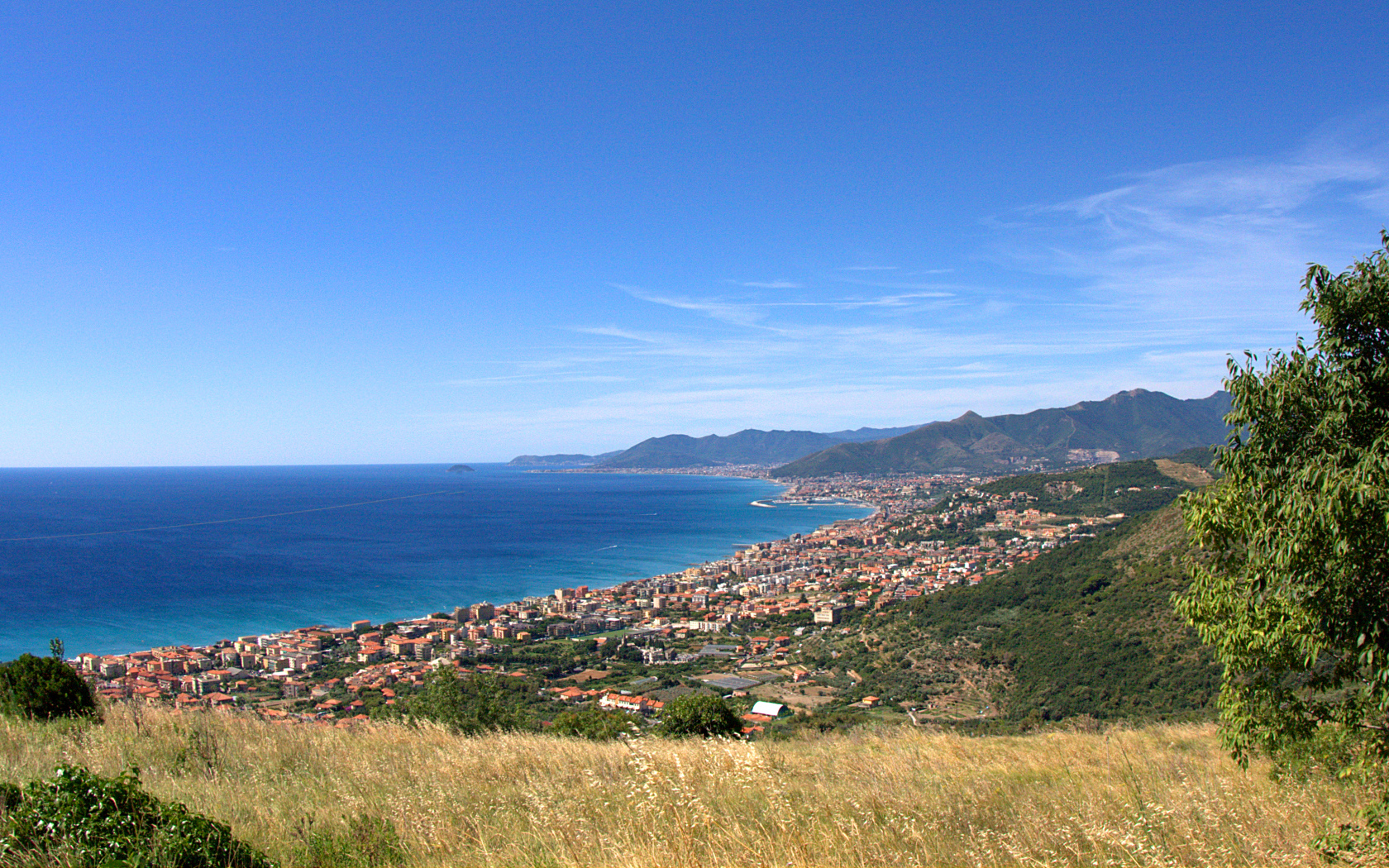 Курорт в Пьетра Лигуре, Италия