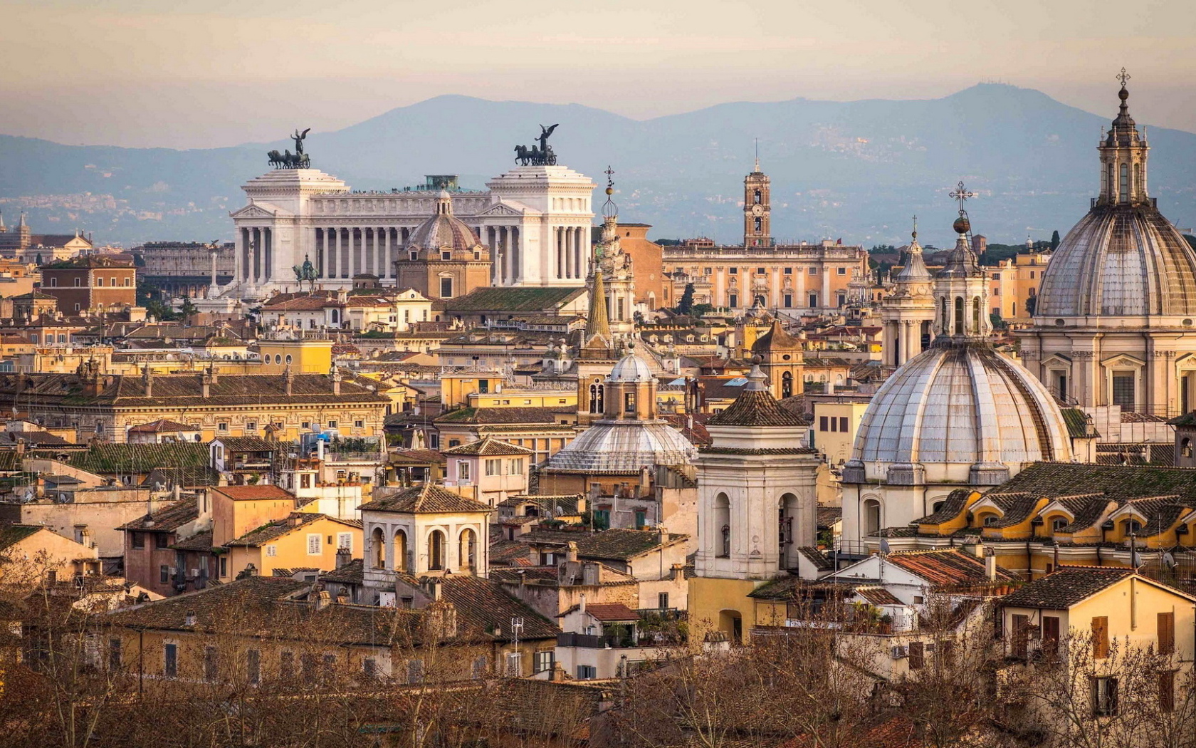 Вид на старый город Рим