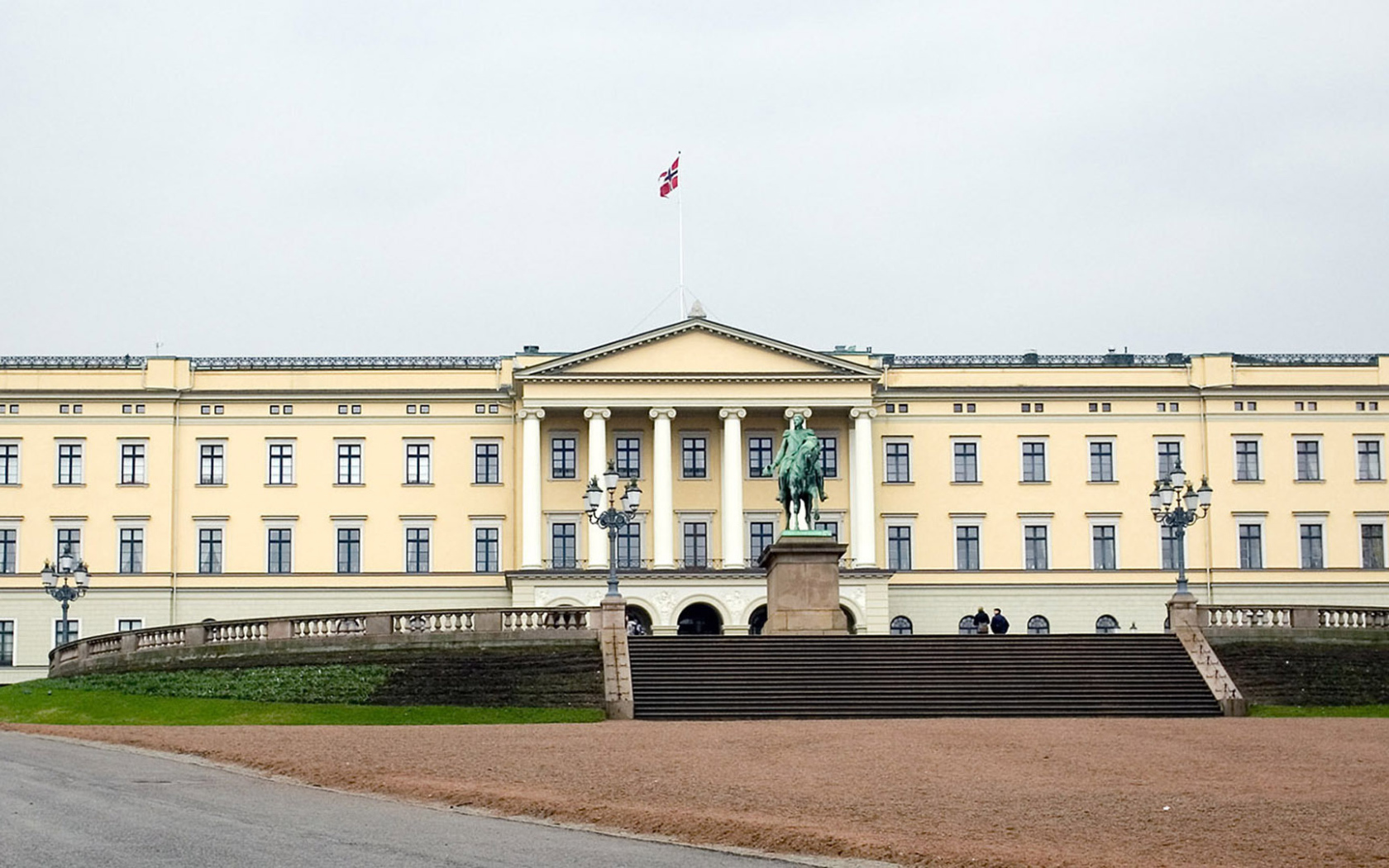Королевский дворец в Осло