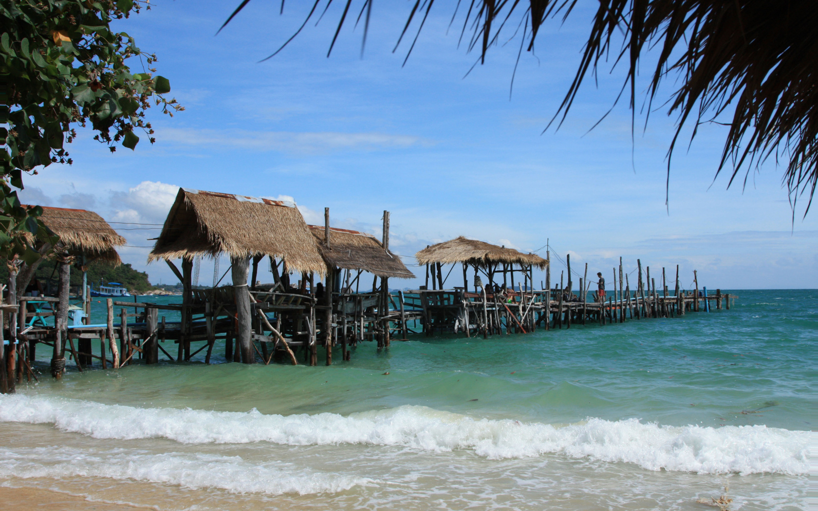 Причал для лодок на острове Самет, Таиланд