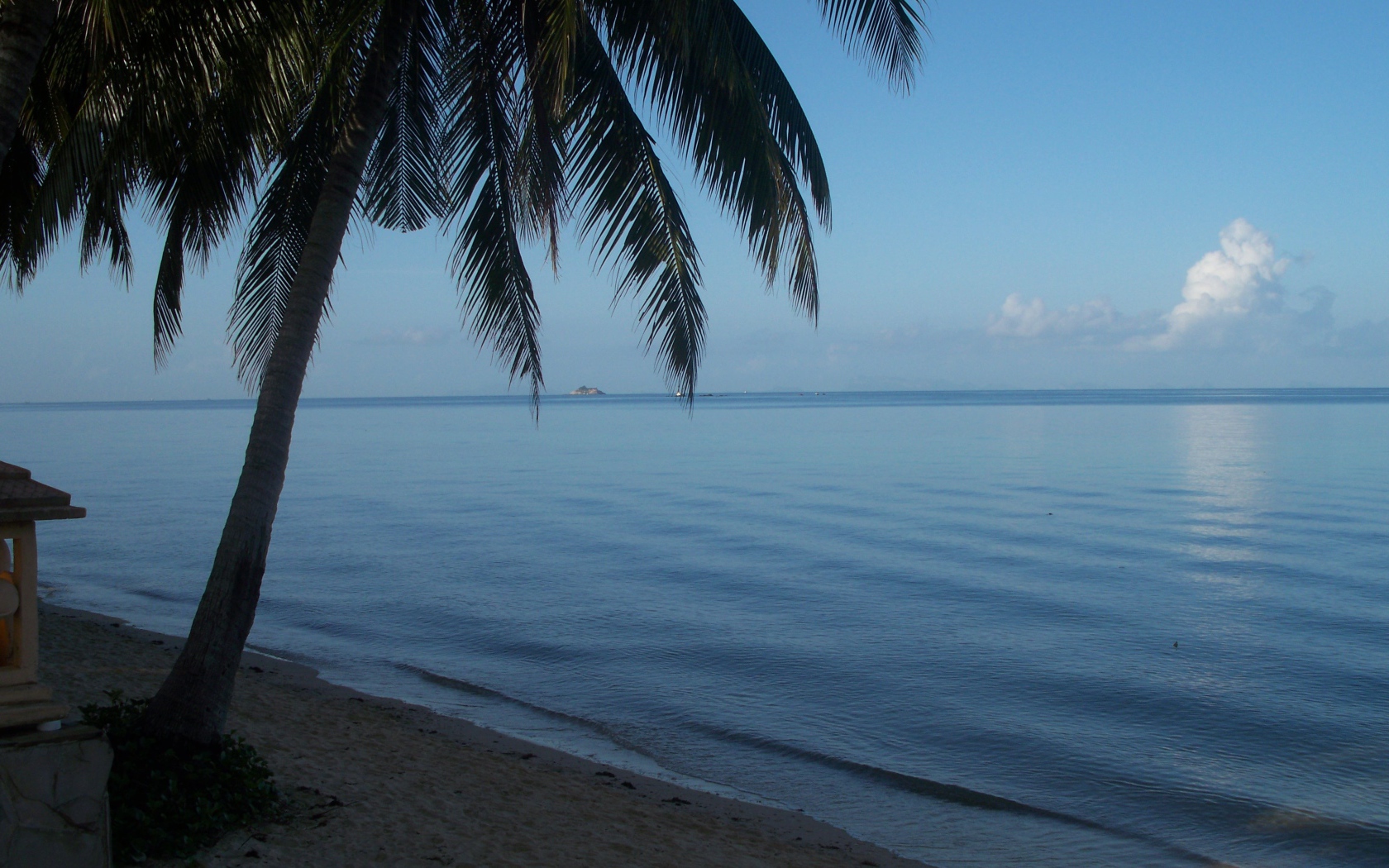 Волны прибоя на острове Панган, Таиланд