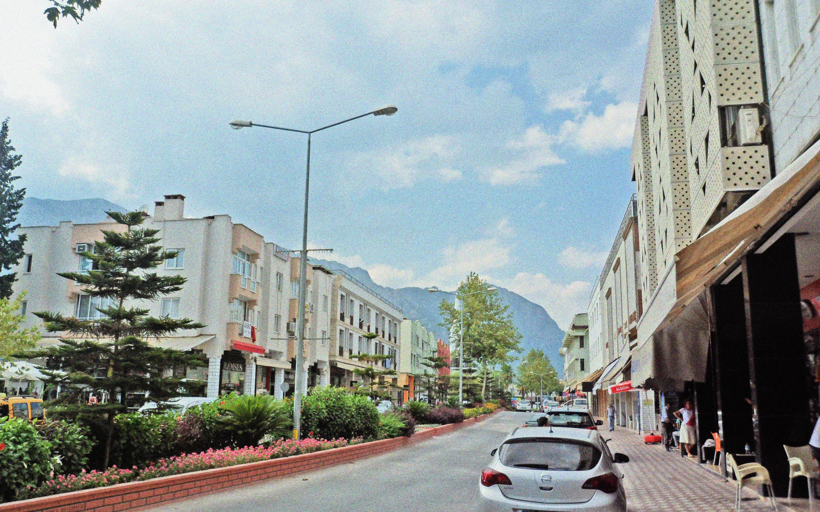 Городские улицы в Кемере, Турция